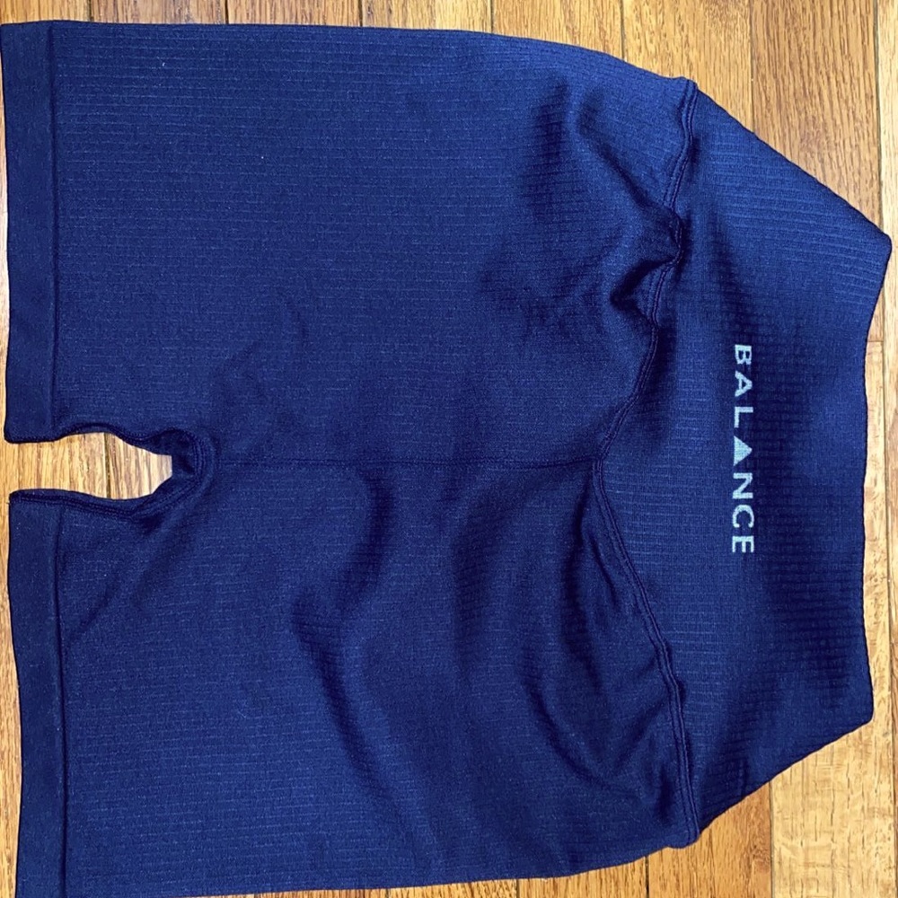 Balnce Athletica Linear Leggings